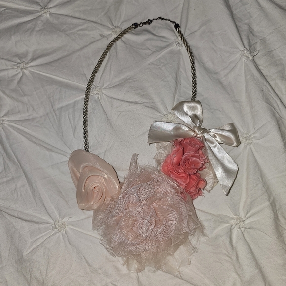 Vintage Style Boho Chiffon Rose and Ribbon Necklace - Picture 2 of 3